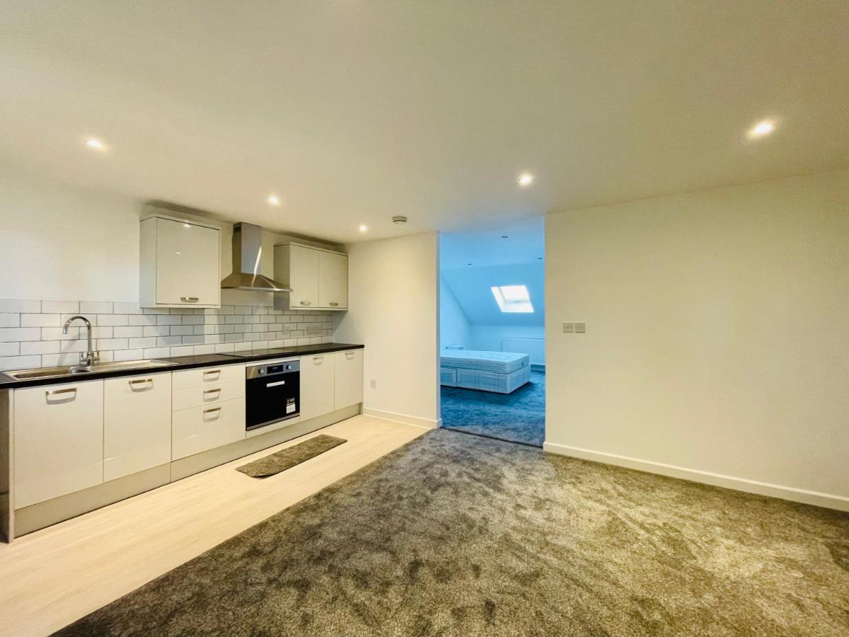 Layrek London 1 Bedroom Flat Exterior photo